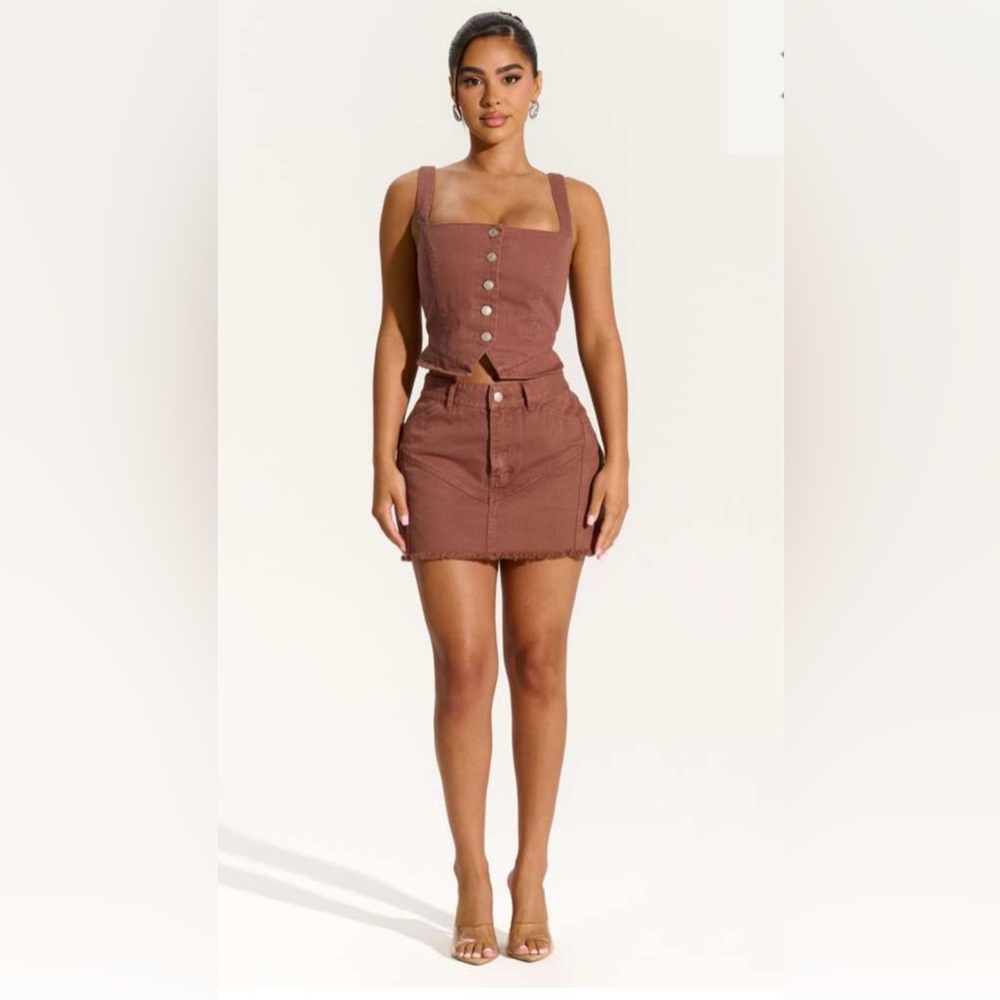 Naked Wardrobe distressed denim mini skirt in chocolate (size:small)